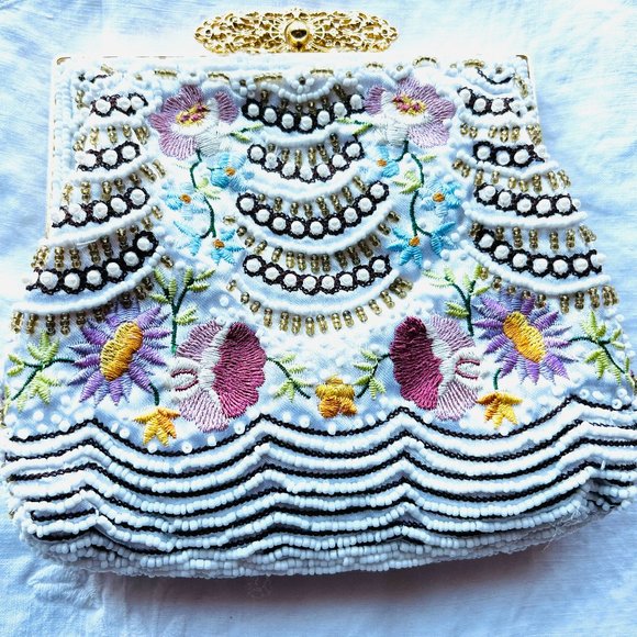 Handbags - Beaded Pearl Floral Clutch Wedding Bridal Bag Gold Frame New NWT